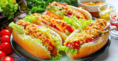 Хот дог в домашних условиях в булочке с сосиской