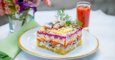 Шуба под майонезом новогодний салат