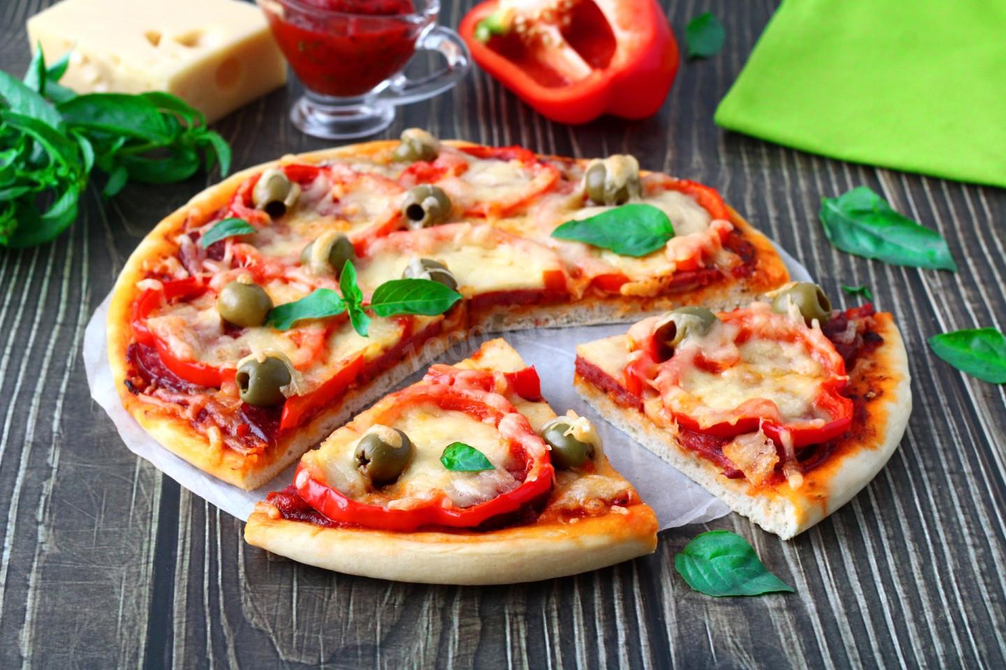 Пицца с колбасой и сыром рецепт с фото и рецепт с фото