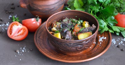 Чанахи в горшочках по грузински с мясом и баклажанами