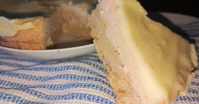 Запеканка из риса, горбуши и творожного сыра