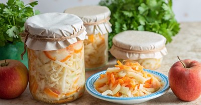Капуста с яблоками на зиму