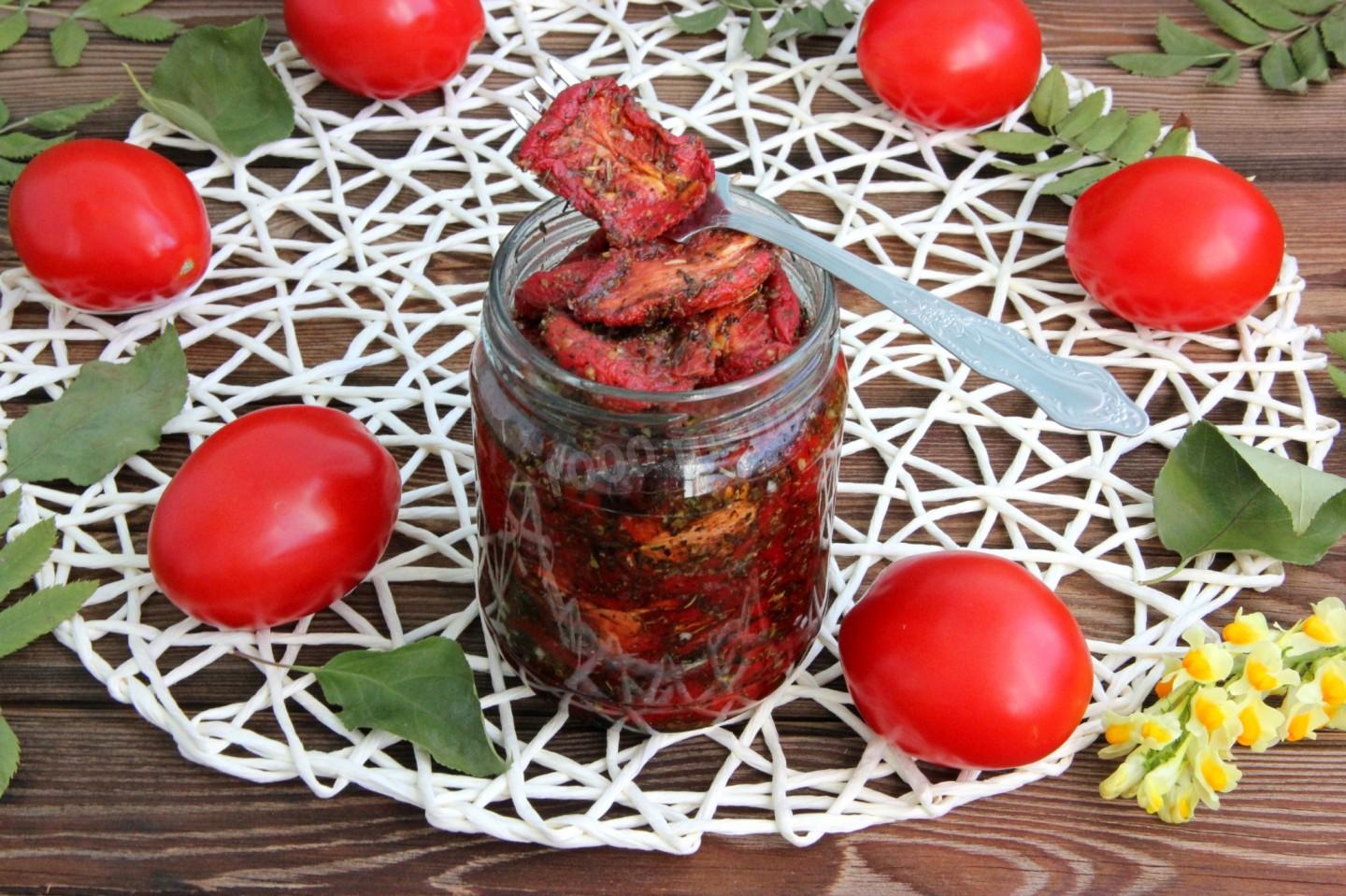 Как приготовить вяленые томаты: рецепты и советы