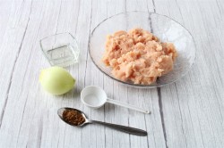 ржаные пирожки с мясом. pirojki iz rjanoi muki bez drojjei v. ржаные пирожки с мясом фото. ржаные пирожки с мясом-pirojki iz rjanoi muki bez drojjei v. картинка ржаные пирожки с мясом. картинка pirojki iz rjanoi muki bez drojjei v. Домашняя выпечка из ржаной муки отличается богатым вкусом и ароматом. Ржаные пирожки и пироги менее калорийны, чем пшеничные, и могут быть частью диетического или диабетического меню. Если освоить тонкости работы со ржаным тестом, то приготовление не займет много времени, а результат порадует всех членов семьи.