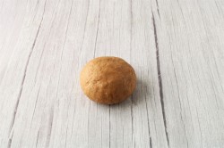 ржаные пирожки с мясом. pirojki iz rjanoi muki bez drojjei v. ржаные пирожки с мясом фото. ржаные пирожки с мясом-pirojki iz rjanoi muki bez drojjei v. картинка ржаные пирожки с мясом. картинка pirojki iz rjanoi muki bez drojjei v. Домашняя выпечка из ржаной муки отличается богатым вкусом и ароматом. Ржаные пирожки и пироги менее калорийны, чем пшеничные, и могут быть частью диетического или диабетического меню. Если освоить тонкости работы со ржаным тестом, то приготовление не займет много времени, а результат порадует всех членов семьи.