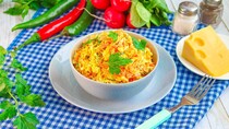 Салат морква з сиром яйцем і часником