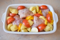 курица в духовке с картошкой и овощами на протвине рецепт с фото пошагово. kurica s kartoshkoi i ovoschami v. курица в духовке с картошкой и овощами на протвине рецепт с фото пошагово фото. курица в духовке с картошкой и овощами на протвине рецепт с фото пошагово-kurica s kartoshkoi i ovoschami v. картинка курица в духовке с картошкой и овощами на протвине рецепт с фото пошагово. картинка kurica s kartoshkoi i ovoschami v. Легкая 25 мин. 4 порц.