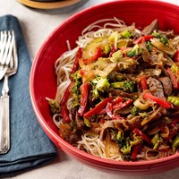 Лапша с мясом и овощами