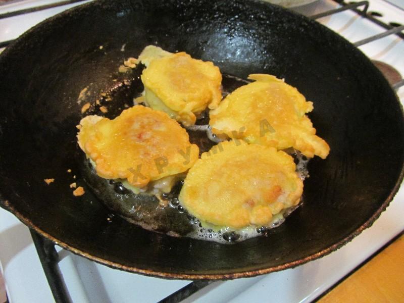 Вафли в кляре с фаршем рецепт на сковороде фото
