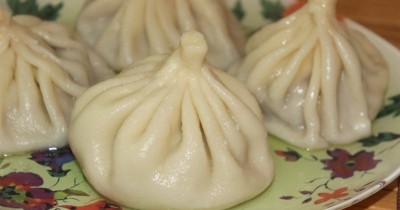 Хинкали на говяжьем фарше с луком