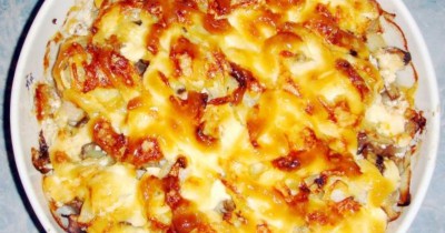 Картошка запеченная со свининой по типу запеканки