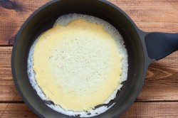 салат загадка для гостей с яичными блинчиками и курицей рецепт. Смотреть фото салат загадка для гостей с яичными блинчиками и курицей рецепт. Смотреть картинку салат загадка для гостей с яичными блинчиками и курицей рецепт. Картинка про салат загадка для гостей с яичными блинчиками и курицей рецепт. Фото салат загадка для гостей с яичными блинчиками и курицей рецепт