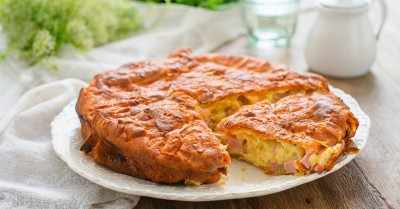 Пирог с ветчиной и сыром