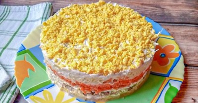 Салат мимоза с плавленным сыром