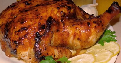 Курица в маринаде из свежего имбиря запеченная целиком