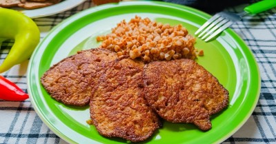 Котлеты печеночные из куриной печени с манкой