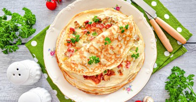 Блины с припеком с сыром и ветчиной классические