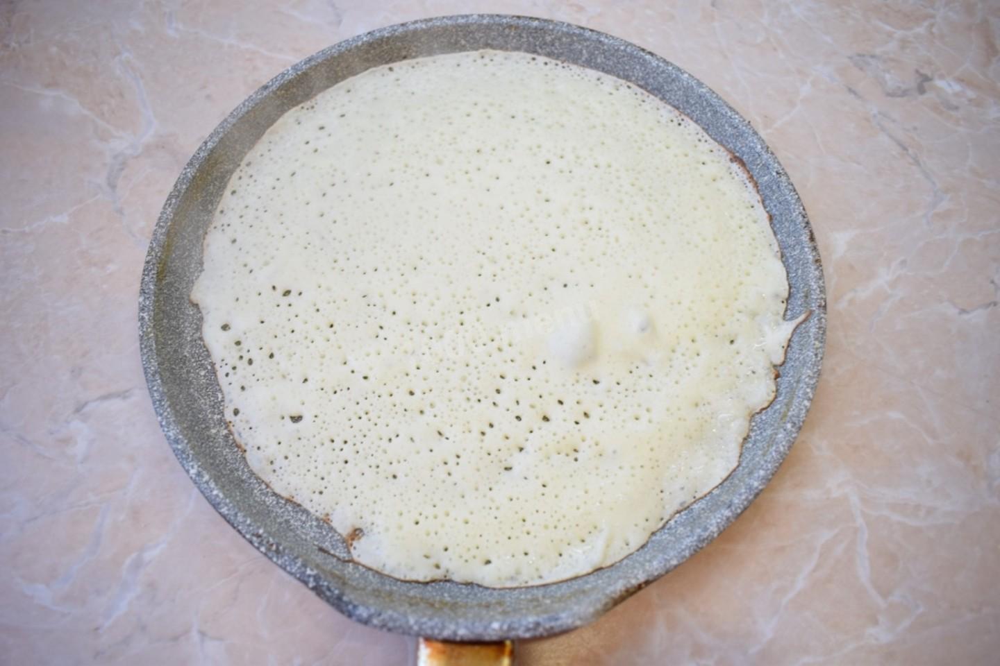 Блинчики из кислого молока рецепт с фото тонкие пошагово
