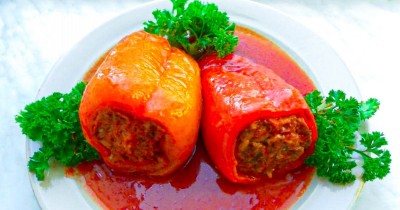 Перец фаршированный мясом и рисом классический