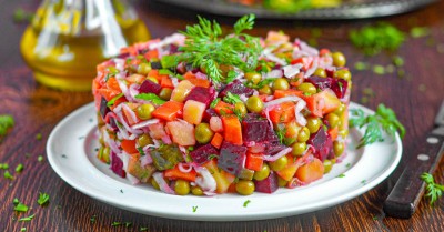 Винегрет с горошком классический