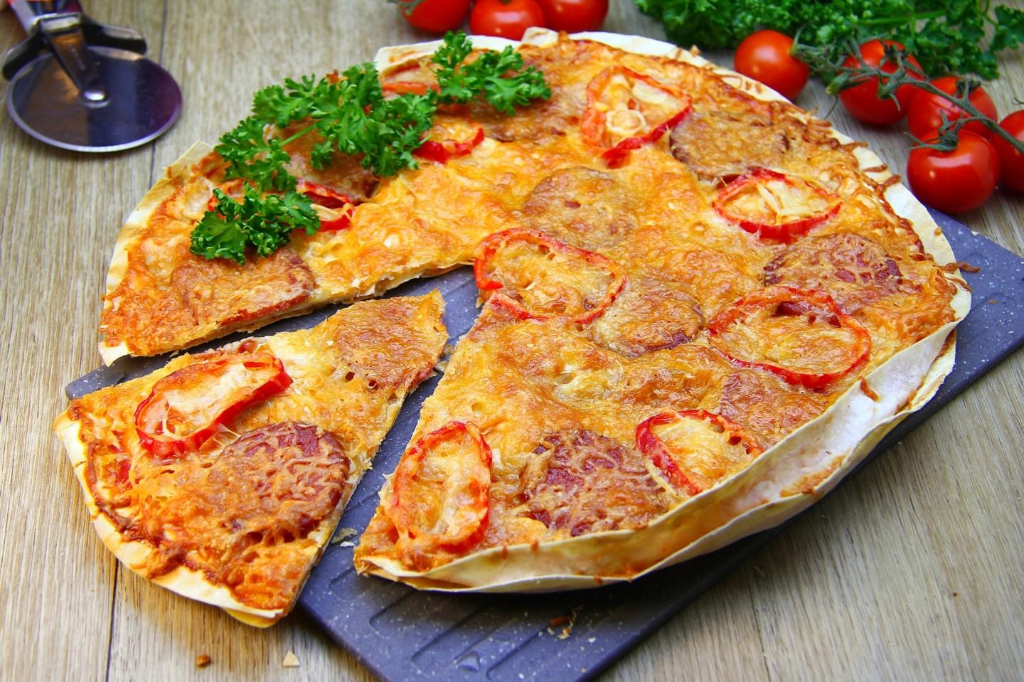 Пицца в мультиварке рецепт с фото пошагово