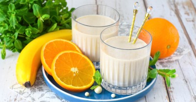 Смузи банан апельсин