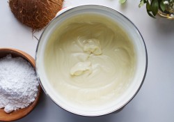 Миндально кокосовый бисквит рецепт. tort s kokosom 1614973930 18 min. Миндально кокосовый бисквит рецепт фото. Миндально кокосовый бисквит рецепт-tort s kokosom 1614973930 18 min. картинка Миндально кокосовый бисквит рецепт. картинка tort s kokosom 1614973930 18 min. Для тех, кто уже приготовил торт «Фереро Роше» и «Сникерс», следующий «конфетный» торт. На этот раз по мотивам знаменитых «Рафаэлло». Рецепт и фото Ксении Боровковой.