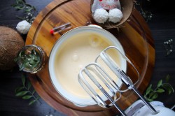 Миндально кокосовый бисквит рецепт. tort s kokosom 1614973930 3 min. Миндально кокосовый бисквит рецепт фото. Миндально кокосовый бисквит рецепт-tort s kokosom 1614973930 3 min. картинка Миндально кокосовый бисквит рецепт. картинка tort s kokosom 1614973930 3 min. Для тех, кто уже приготовил торт «Фереро Роше» и «Сникерс», следующий «конфетный» торт. На этот раз по мотивам знаменитых «Рафаэлло». Рецепт и фото Ксении Боровковой.