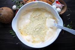 Миндально кокосовый бисквит рецепт. tort s kokosom 1614973930 5 min. Миндально кокосовый бисквит рецепт фото. Миндально кокосовый бисквит рецепт-tort s kokosom 1614973930 5 min. картинка Миндально кокосовый бисквит рецепт. картинка tort s kokosom 1614973930 5 min. Для тех, кто уже приготовил торт «Фереро Роше» и «Сникерс», следующий «конфетный» торт. На этот раз по мотивам знаменитых «Рафаэлло». Рецепт и фото Ксении Боровковой.