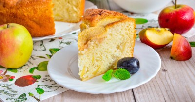 Шарлотка классическая с разрыхлителем