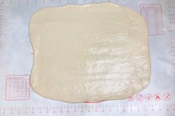 немецкое блюдо штрудли с мясом и картошкой. shtrudli s myasom i kartofelem po nemecki 1625743404 15 min. немецкое блюдо штрудли с мясом и картошкой фото. немецкое блюдо штрудли с мясом и картошкой-shtrudli s myasom i kartofelem po nemecki 1625743404 15 min. картинка немецкое блюдо штрудли с мясом и картошкой. картинка shtrudli s myasom i kartofelem po nemecki 1625743404 15 min. Оригинальные, пышные, необычные, из простых продуктов! Штрудли с мясом и картофелем по-немецки — это булочки-завитушки, приготовленные на пару вместе с тушеным мясом и картошкой. Получается сразу и блюдо, и хлеб. Пикантности добавляет вкусу квашеная капуста, а штрудли делают его сытным и домашним.