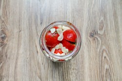 как закрыть помидоры по армянски. Смотреть фото как закрыть помидоры по армянски. Смотреть картинку как закрыть помидоры по армянски. Картинка про как закрыть помидоры по армянски. Фото как закрыть помидоры по армянски