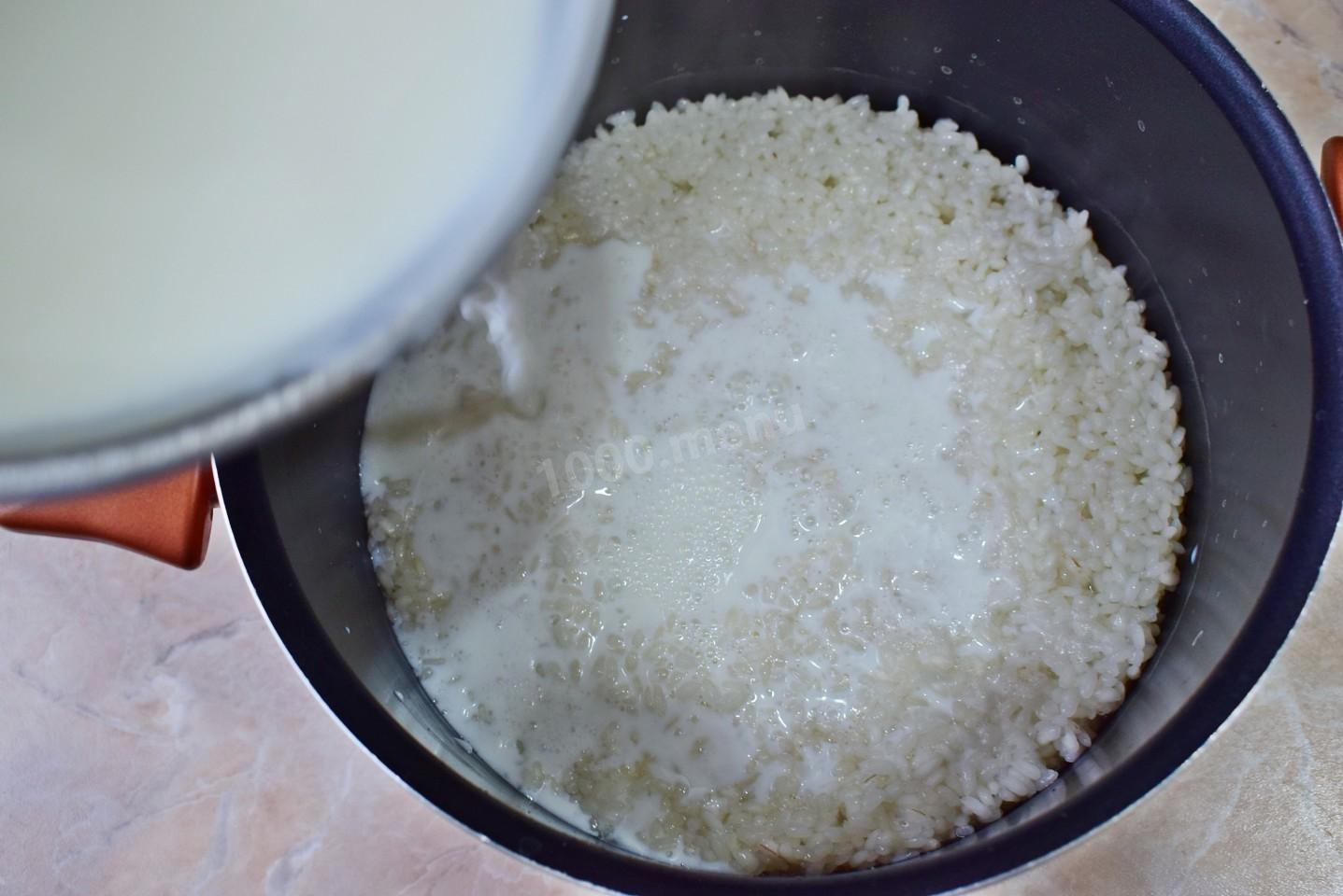 Сколько соли в кашу. Каша на сгущенном молоке. Горячий рис. Каша рисовая через блендер. Рисовая каша на молоке и воде.
