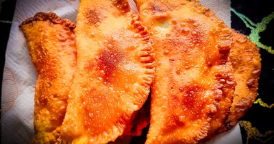 Чебурек на сковороде