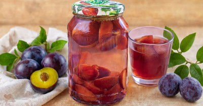 Компот из сливы на зиму простой без косточек