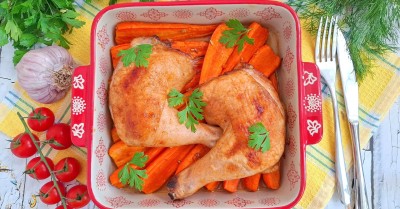 Курица с морковью в духовке