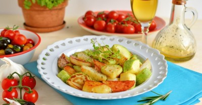 Картошка с кабачками на сковороде