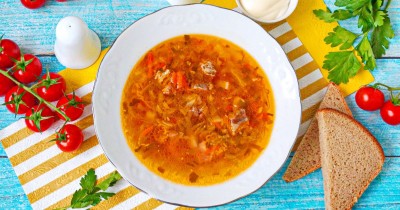 Суп с капустой и мясом