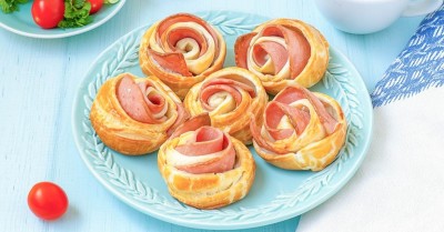 Слойки с колбасой из слоеного теста простой ужин