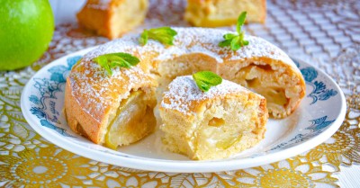 Постная шарлотка без яиц