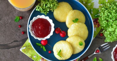 Сырники из творога на пару в мультиварке