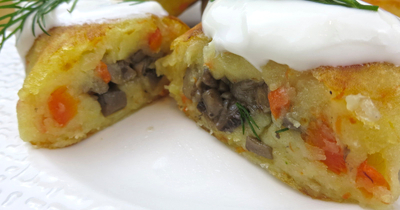 Картофельные зразы с морковью и шампиньонами