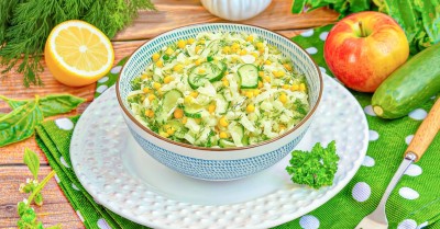 Салат с огурцами без майонеза