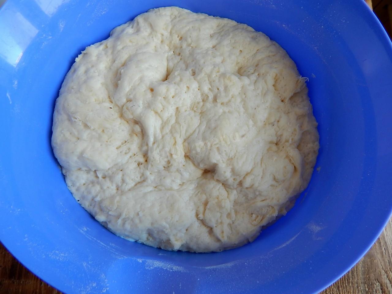 Тесто для беляшей дрожжевое для жарки на сковороде как пух пошаговый рецепт с фото