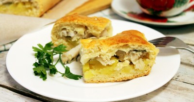  Пирог с картошкой рыбой на крахмальном тесте без дрожжей - пошаговый рецепт приготовления с фото  