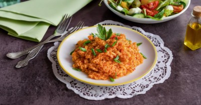 Рис в томатном соусе