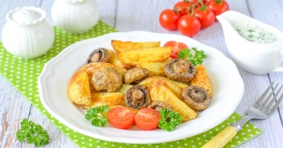Картошка с грибами в аэрогриле на второе