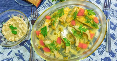 Заливное из щуки