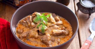 Бефстроганов классический из говядины