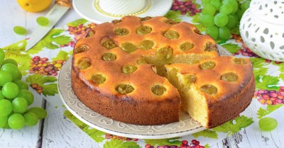 Пирог с виноградом